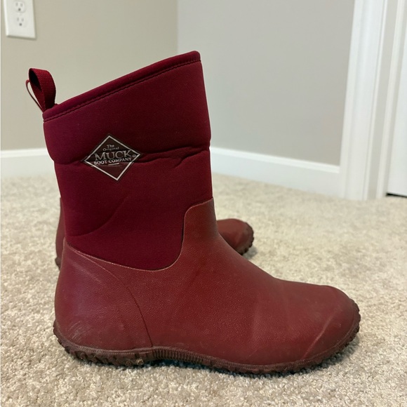 Muck Boot Women's Muckster II Mid Red/Blossom size 8 - Picture 2 of 5